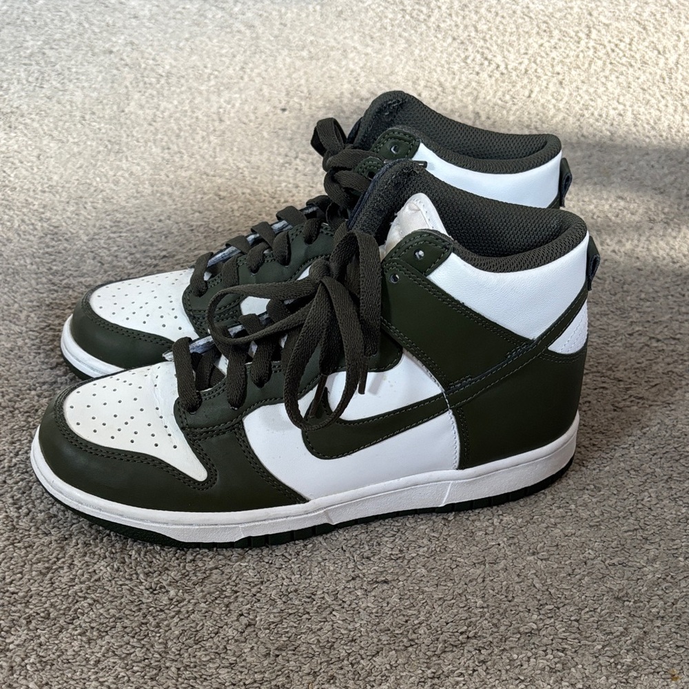 Nike Dunk High “Cargo Khaki”